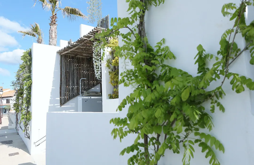 Vila De La Mar & Spa-1