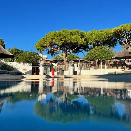 Hôtel Spa Mas des Rièges-3